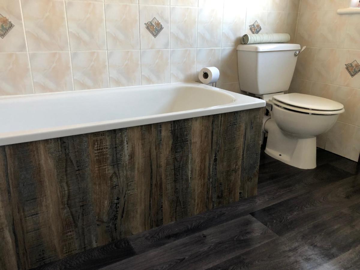 Moneydarragh Cottage With Uninterrupted Mountain And Sea Views- Hot Tub Available For Hire Annalong Exterior photo